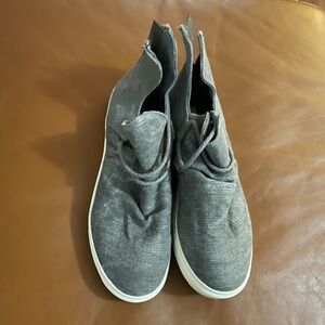 Boutique booties gray very G
Size 10 
Light wear